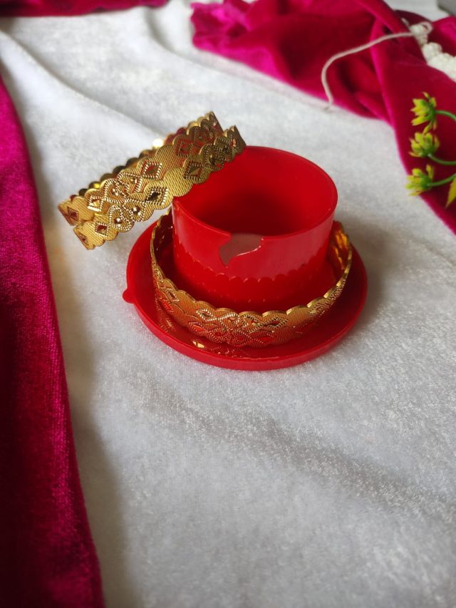Gold Finish Designer Metal Kada Bangles Set